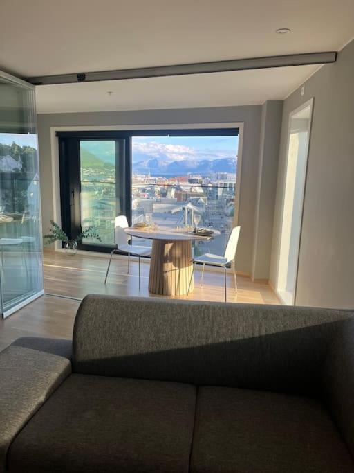 City Center 7Th Floor Apartement With Beautiful View Tromsø Exteriör bild