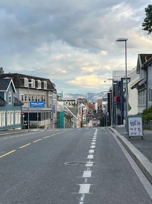 City Center 7Th Floor Apartement With Beautiful View Tromsø Exteriör bild
