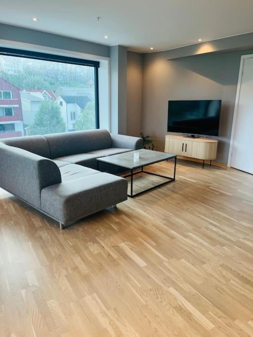City Center 7Th Floor Apartement With Beautiful View Tromsø Exteriör bild